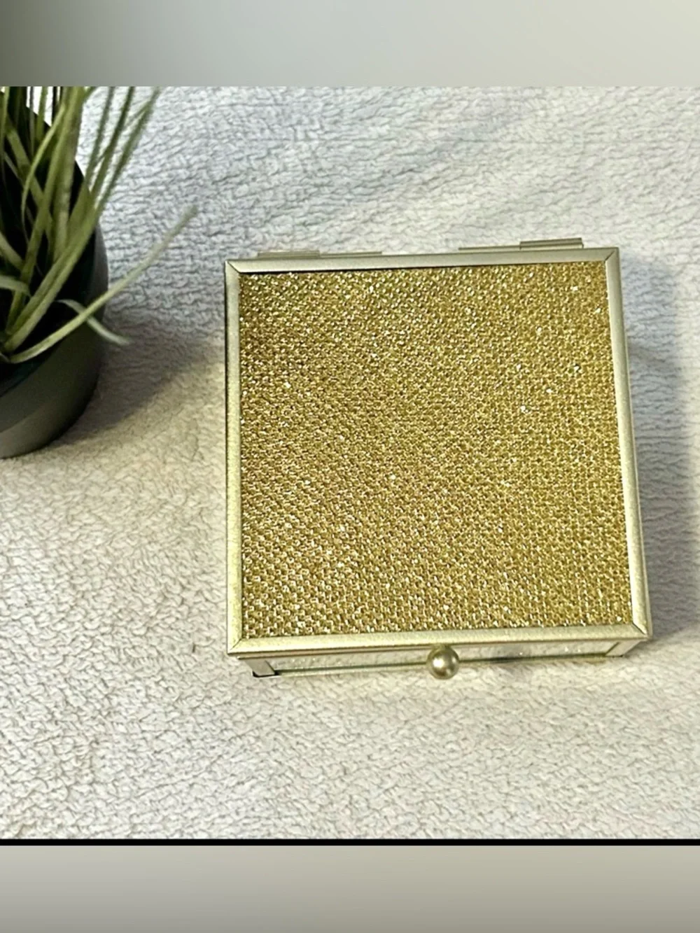 Fabulous Diamond Gold and Glass Jewelry Trinket Box Mirror 4” x 4” x 2.5” NEW